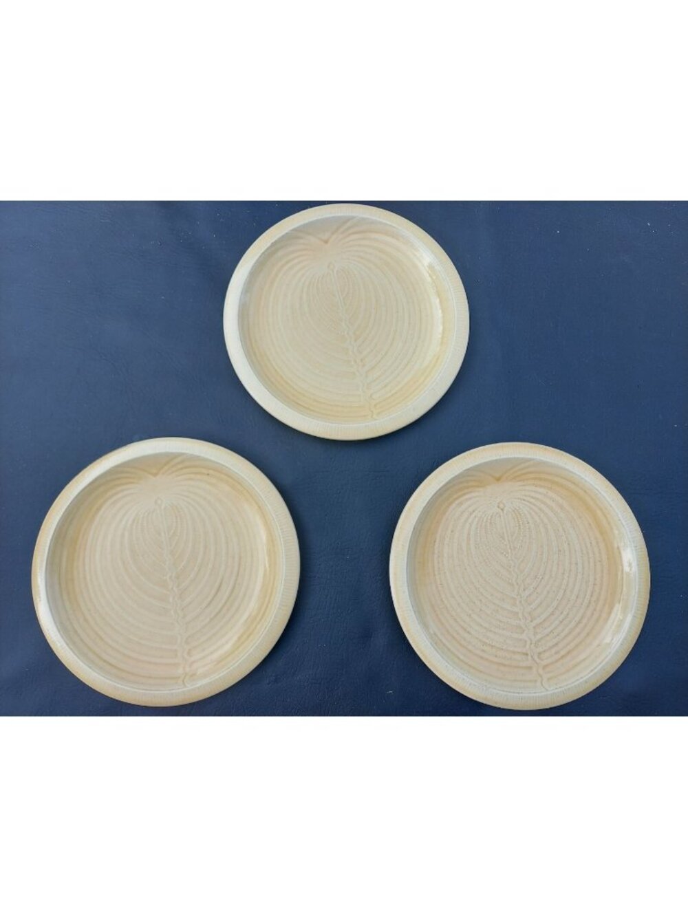 3 Franciscan Sea Sculptures Sand Fan Shell  9 1/8" Luncheon Plates